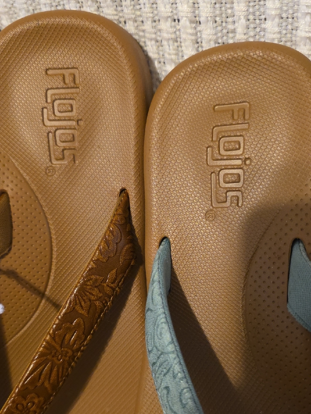 Flojos Reef-Style Tan Footbed Flip Flops with Brown & Sage Straps - Picture 2 of 5